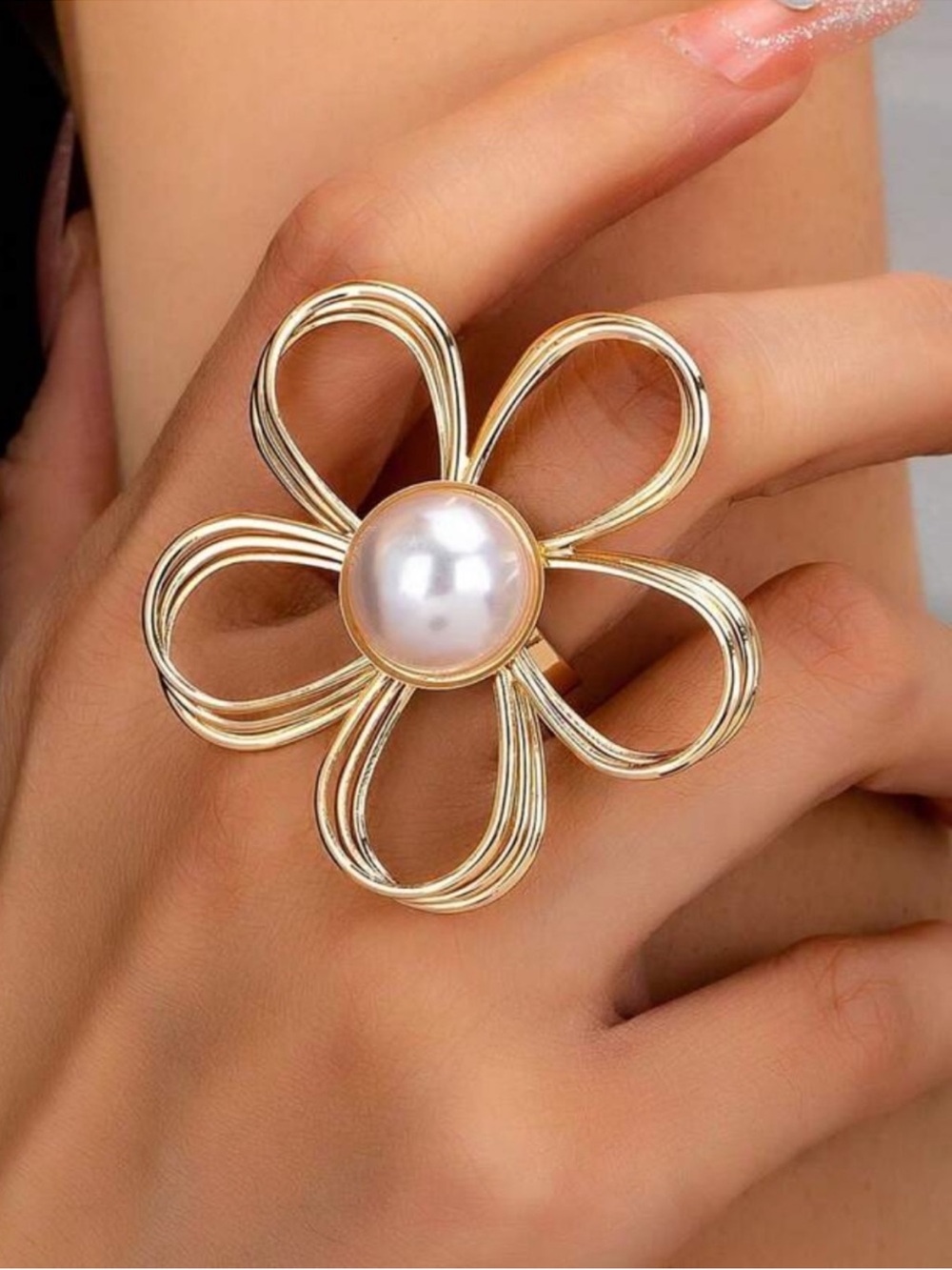 Gold Floral Pearl Statement Ring - Elegant Women's Jewelry - Picture 3 of 4